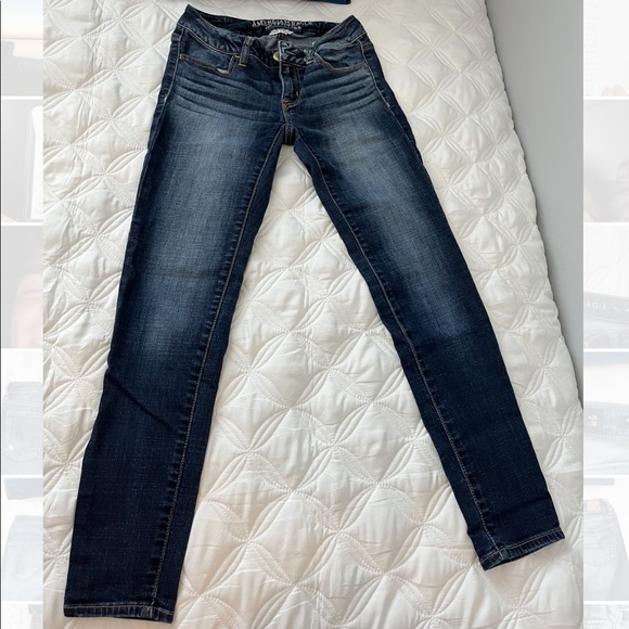 American Eagle Super Stretch Jeans - Picture 1 of 4
